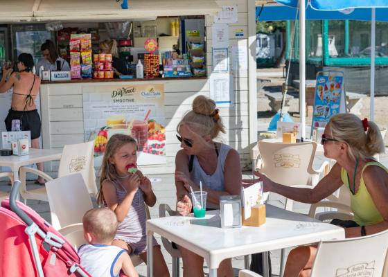 campingcesenatico de angebot-fuer-juni-im-camping-cesenatico-mit-restaurant-fuer-halbpension 020